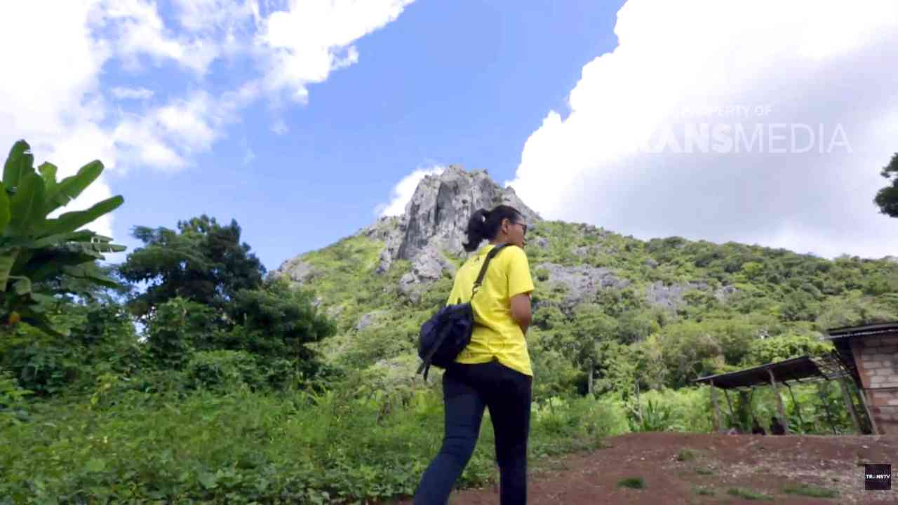 
					Menyibak Pesona Gunung Fatuleu, Puncak Tertinggi Kupang Beraura Mistis 
					
