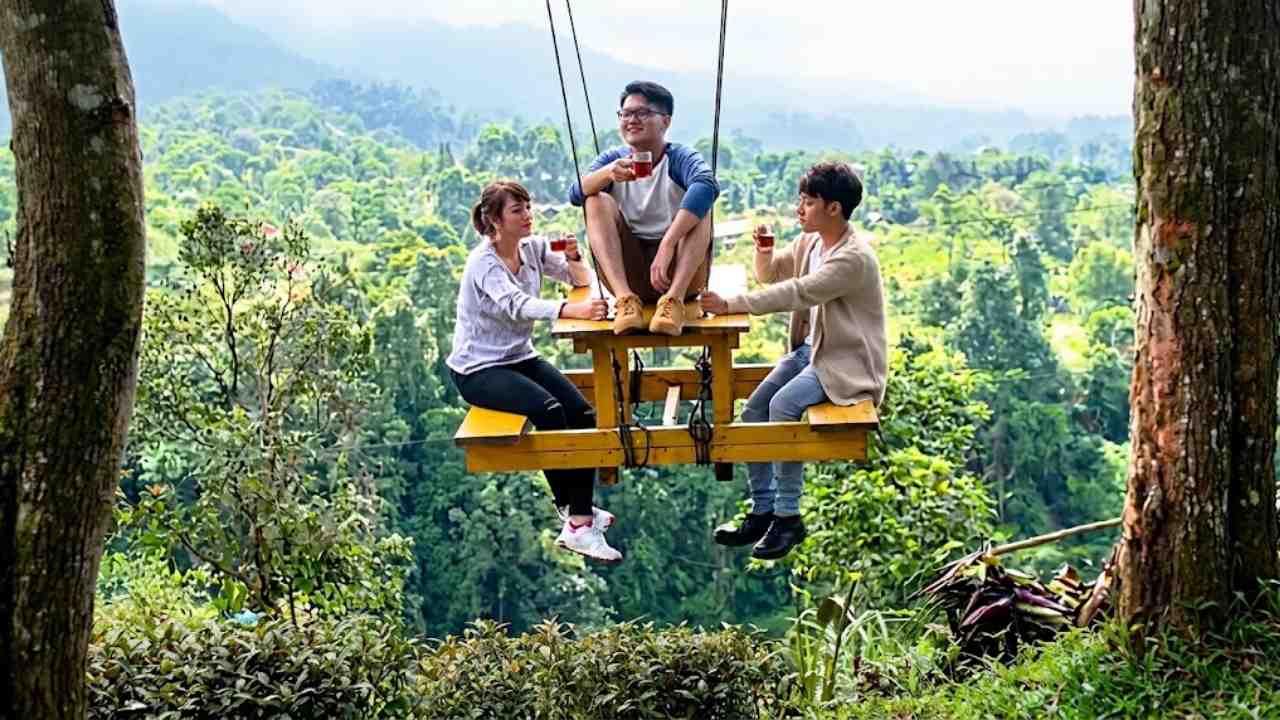 
					Pesona Camping Ground di Bogor dengan Pemandangan Indah di Kaki Gunung Salak
					