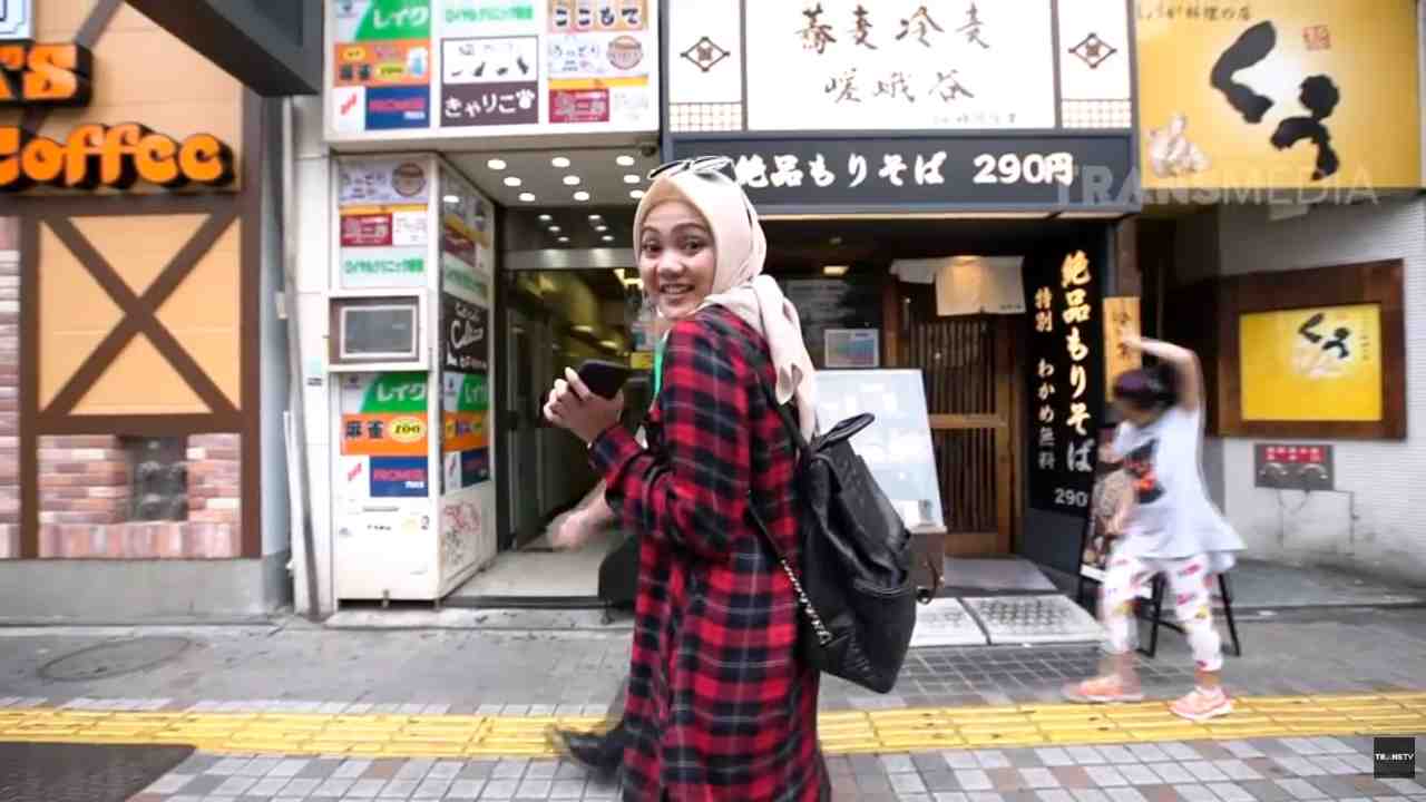 
					Eksplorasi Wisata Tokyo, Menelusuri Sisi Tradisional di Balik Megahnya Modernitas
					