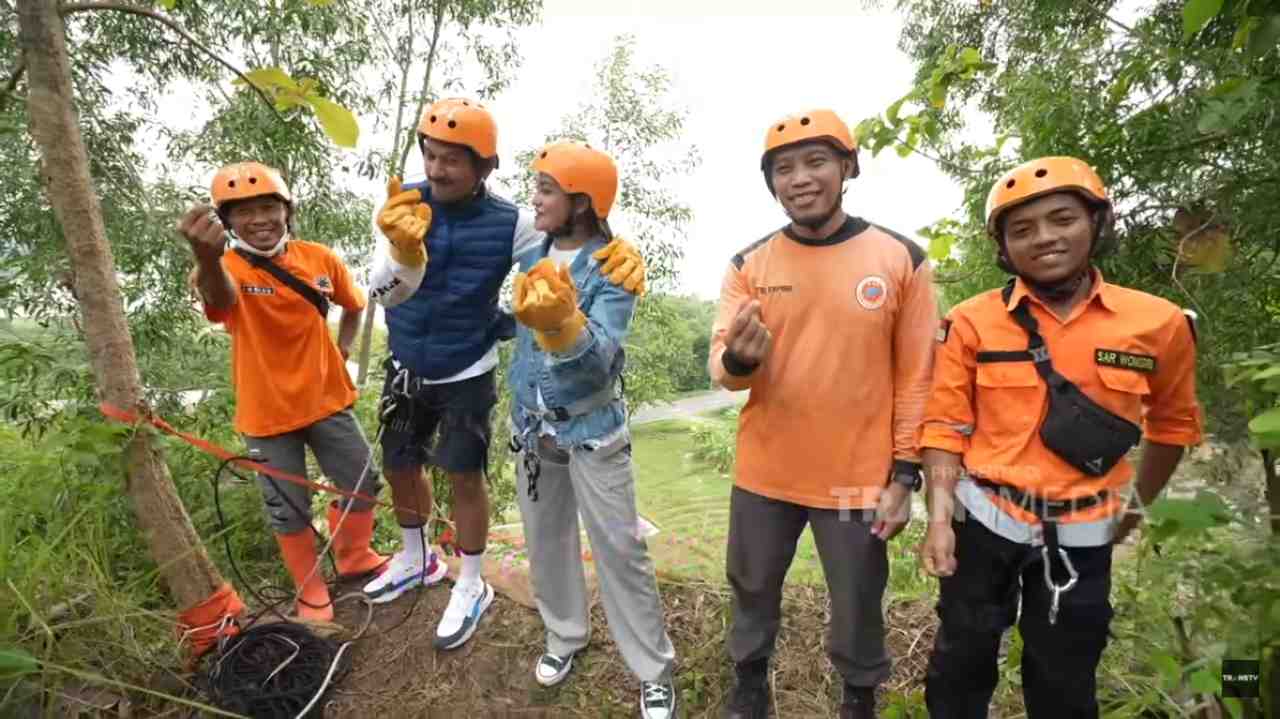 
					Rappelling bersama SAR Wonogiri Seru, Asyik dan Menegangkan!
					