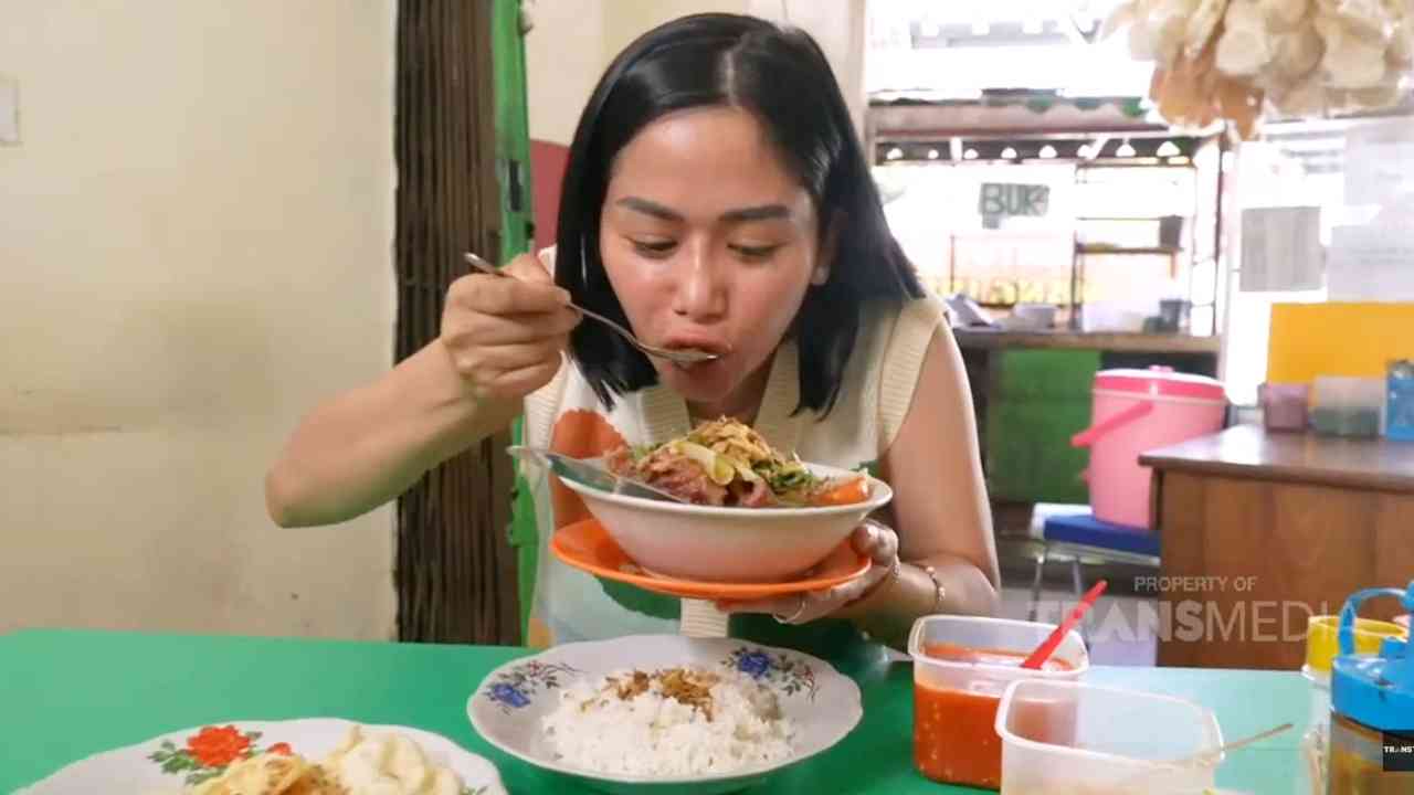 
					Sop Buntut Sapi di Bogor yang Kelezatannya Benar-benar Menggoyang Lidah
					