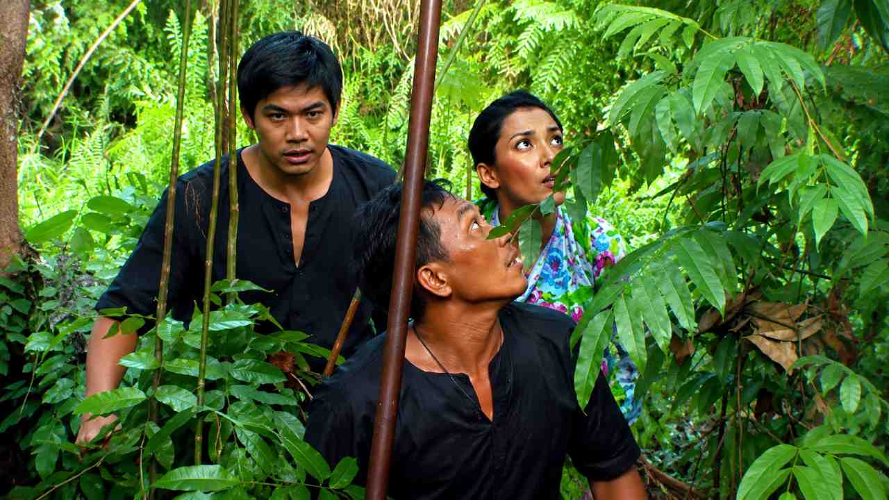 
					Kearifan Suku Akit Riau Merawat Hutan Bakau dan Tradisi Nelayan yang Melekat
					