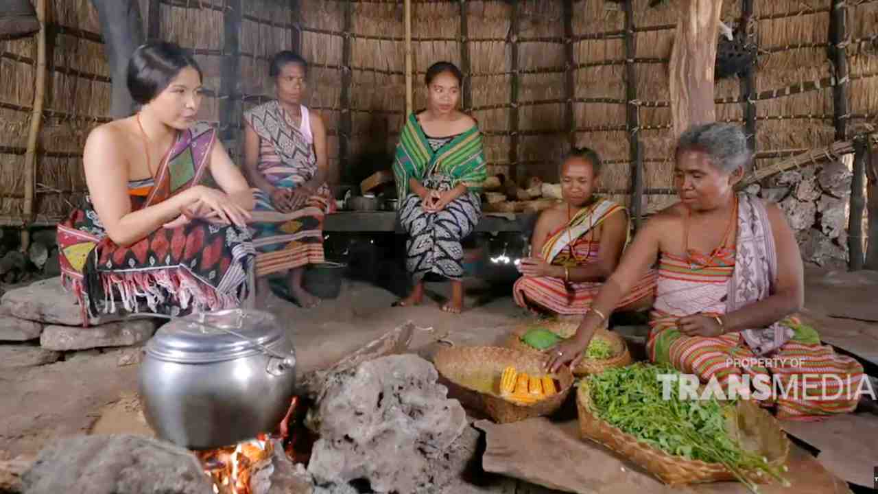 Panduan Wisata Hemat dan Menarik : 
					Dinamisnya Kehidupan Suku Dawan di Perbatasan Indonesia-Timor Leste
					