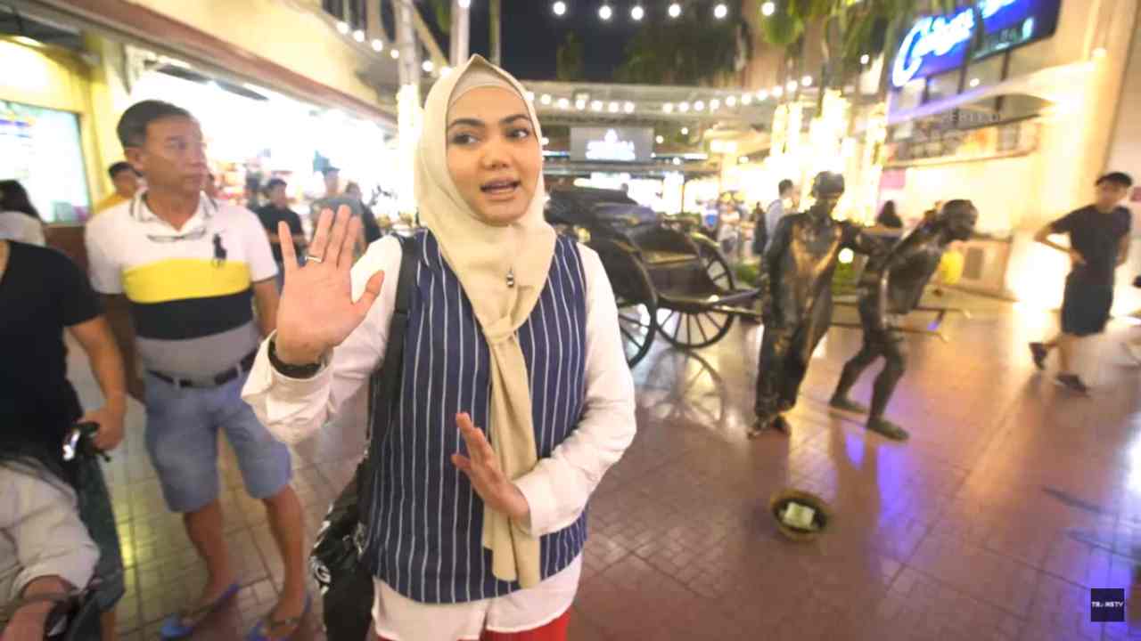 Destinasi Wisata Populer : 
					Kemeriahan Wisata Malam Thailand Bagaikan Kota yang Tak Pernah Tidur
					